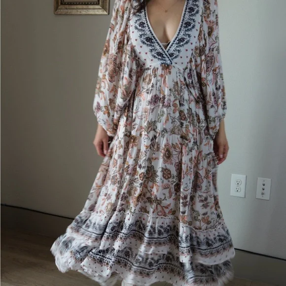 Anthropologie V-Neck Long-Sleeve Floral Tiered Maxi Dress - Picture 4 of 6